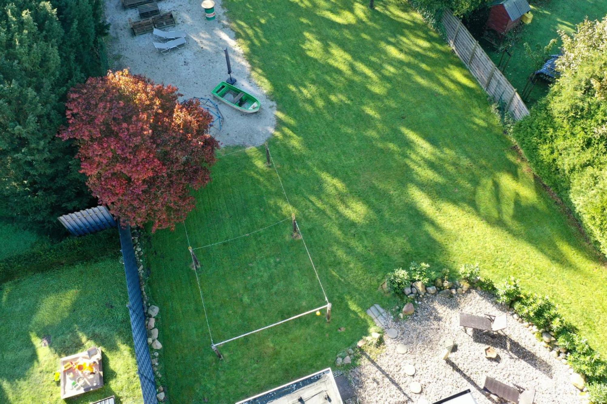 Ferienwohnung Im Erdgeschoss Mit Eingezaeunten Garten Und Terrasse Aurich Exteriör bild